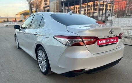 Toyota Camry, 2019 год, 3 170 000 рублей, 7 фотография