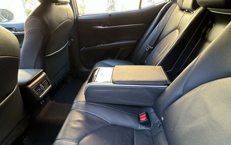 Toyota Camry, 2018 год, 2 630 000 рублей, 16 фотография