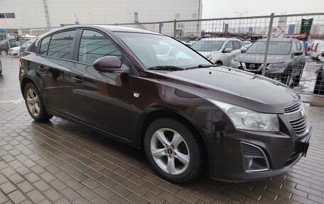 Chevrolet Cruze II, 2013 год, 750 000 рублей, 3 фотография