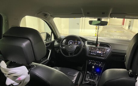 Volkswagen Tiguan II, 2017 год, 2 780 000 рублей, 15 фотография
