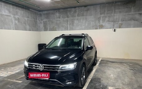 Volkswagen Tiguan II, 2017 год, 2 780 000 рублей, 3 фотография