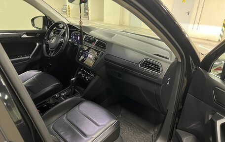 Volkswagen Tiguan II, 2017 год, 2 780 000 рублей, 14 фотография