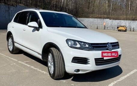 Volkswagen Touareg III, 2012 год, 1 690 000 рублей, 6 фотография