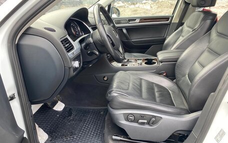 Volkswagen Touareg III, 2012 год, 1 690 000 рублей, 13 фотография