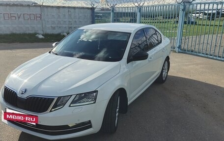 Skoda Octavia, 2020 год, 2 400 000 рублей, 2 фотография