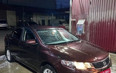 KIA Cerato III, 2011 год, 800 000 рублей, 4 фотография