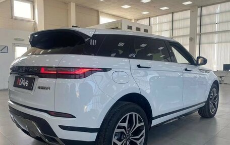 Land Rover Range Rover Evoque II, 2024 год, 6 199 000 рублей, 4 фотография