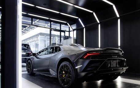 Lamborghini Huracán, 2024 год, 46 000 000 рублей, 8 фотография