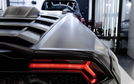 Lamborghini Huracán, 2024 год, 46 000 000 рублей, 11 фотография