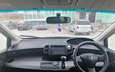 Honda Freed I, 2010 год, 900 000 рублей, 7 фотография