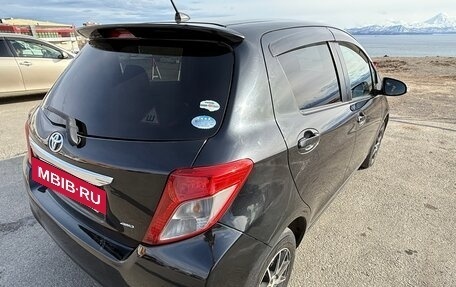 Toyota Vitz, 2011 год, 950 000 рублей, 7 фотография