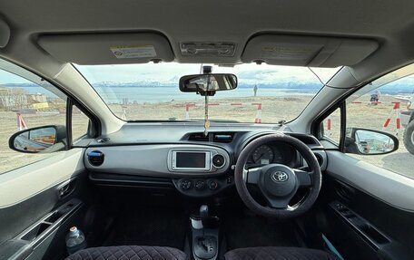 Toyota Vitz, 2011 год, 950 000 рублей, 20 фотография