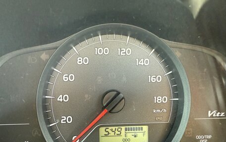 Toyota Vitz, 2011 год, 950 000 рублей, 22 фотография