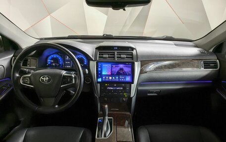 Toyota Camry, 2016 год, 1 935 000 рублей, 10 фотография