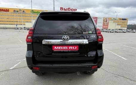 Toyota Land Cruiser Prado 150 рестайлинг 2, 2020 год, 4 295 000 рублей, 3 фотография