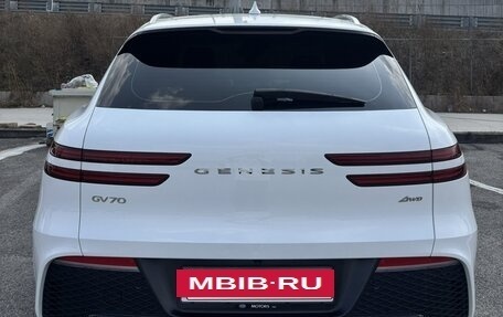 Genesis GV70, 2022 год, 3 750 000 рублей, 2 фотография