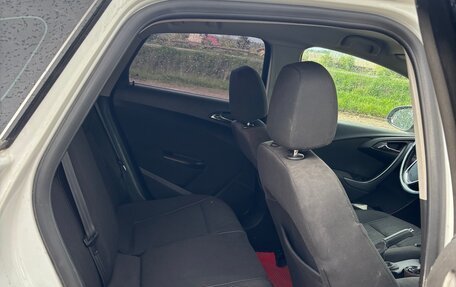 Opel Astra J, 2014 год, 970 000 рублей, 6 фотография