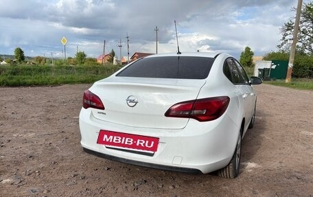 Opel Astra J, 2014 год, 970 000 рублей, 5 фотография