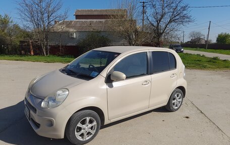 Toyota Passo III, 2011 год, 700 000 рублей, 2 фотография