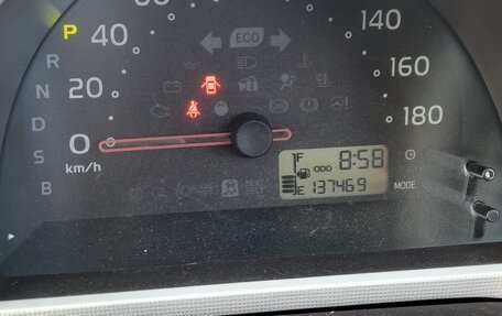 Toyota Passo III, 2011 год, 700 000 рублей, 7 фотография