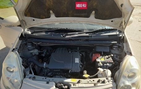 Toyota Passo III, 2011 год, 700 000 рублей, 3 фотография