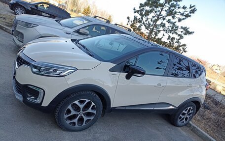 Renault Kaptur I рестайлинг, 2018 год, 1 590 000 рублей, 4 фотография