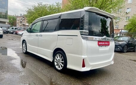 Toyota Voxy III, 2019 год, 2 549 000 рублей, 5 фотография