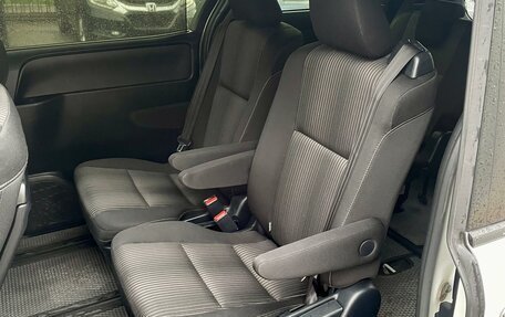 Toyota Voxy III, 2019 год, 2 549 000 рублей, 16 фотография
