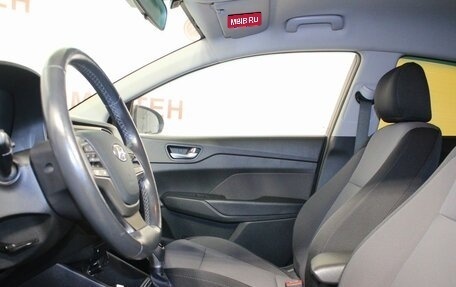Hyundai Solaris II рестайлинг, 2018 год, 1 402 000 рублей, 9 фотография