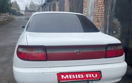 Toyota Carina, 1995 год, 315 000 рублей, 3 фотография