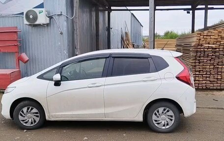 Honda Fit III, 2017 год, 900 000 рублей, 1 фотография