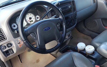 Ford Escape II, 2002 год, 570 000 рублей, 6 фотография