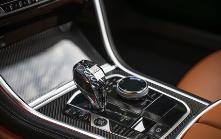 BMW 8 серия, 2022 год, 13 700 000 рублей, 20 фотография