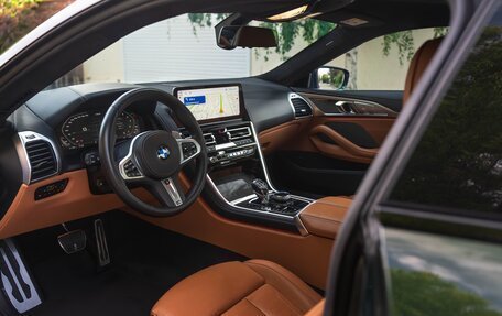BMW 8 серия, 2022 год, 13 700 000 рублей, 17 фотография