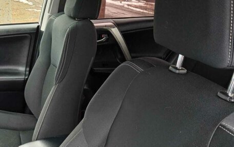 Toyota RAV4, 2015 год, 2 100 000 рублей, 9 фотография