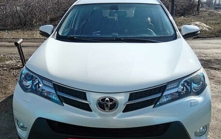 Toyota RAV4, 2015 год, 2 100 000 рублей, 6 фотография