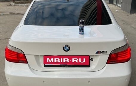 BMW 5 серия, 2007 год, 1 200 000 рублей, 8 фотография