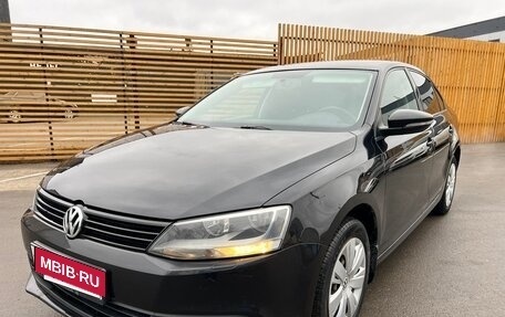 Volkswagen Jetta VI, 2012 год, 875 000 рублей, 2 фотография