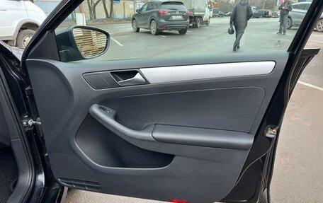 Volkswagen Jetta VI, 2012 год, 875 000 рублей, 12 фотография