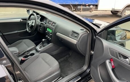 Volkswagen Jetta VI, 2012 год, 875 000 рублей, 11 фотография