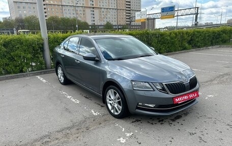 Skoda Octavia, 2018 год, 2 100 000 рублей, 2 фотография