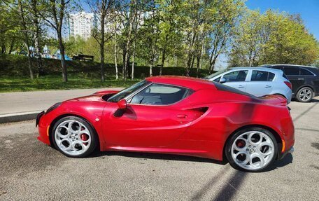 Alfa Romeo 4C, 2014 год, 7 200 000 рублей, 4 фотография
