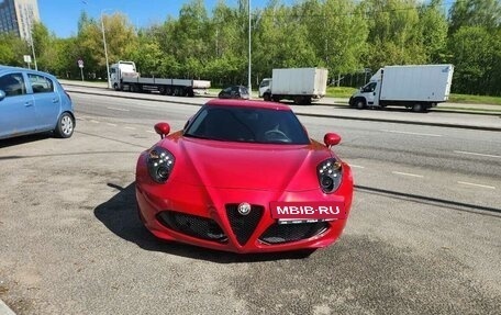 Alfa Romeo 4C, 2014 год, 7 200 000 рублей, 3 фотография