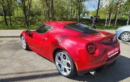 Alfa Romeo 4C, 2014 год, 7 200 000 рублей, 5 фотография