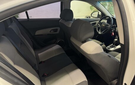 Chevrolet Cruze II, 2011 год, 890 000 рублей, 10 фотография