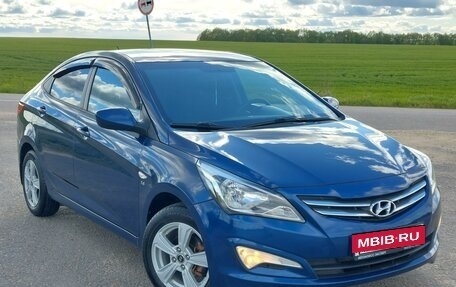 Hyundai Solaris II рестайлинг, 2016 год, 1 000 000 рублей, 2 фотография
