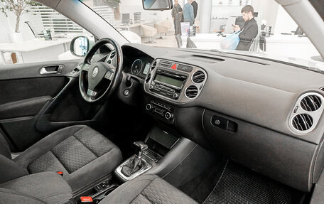 Volkswagen Tiguan I, 2010 год, 961 000 рублей, 15 фотография