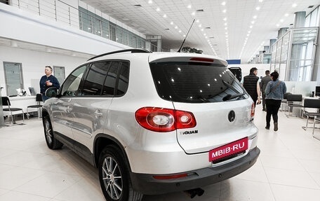 Volkswagen Tiguan I, 2010 год, 961 000 рублей, 11 фотография