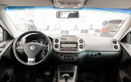Volkswagen Tiguan I, 2010 год, 961 000 рублей, 18 фотография