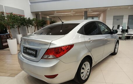 Hyundai Solaris II рестайлинг, 2011 год, 654 000 рублей, 6 фотография